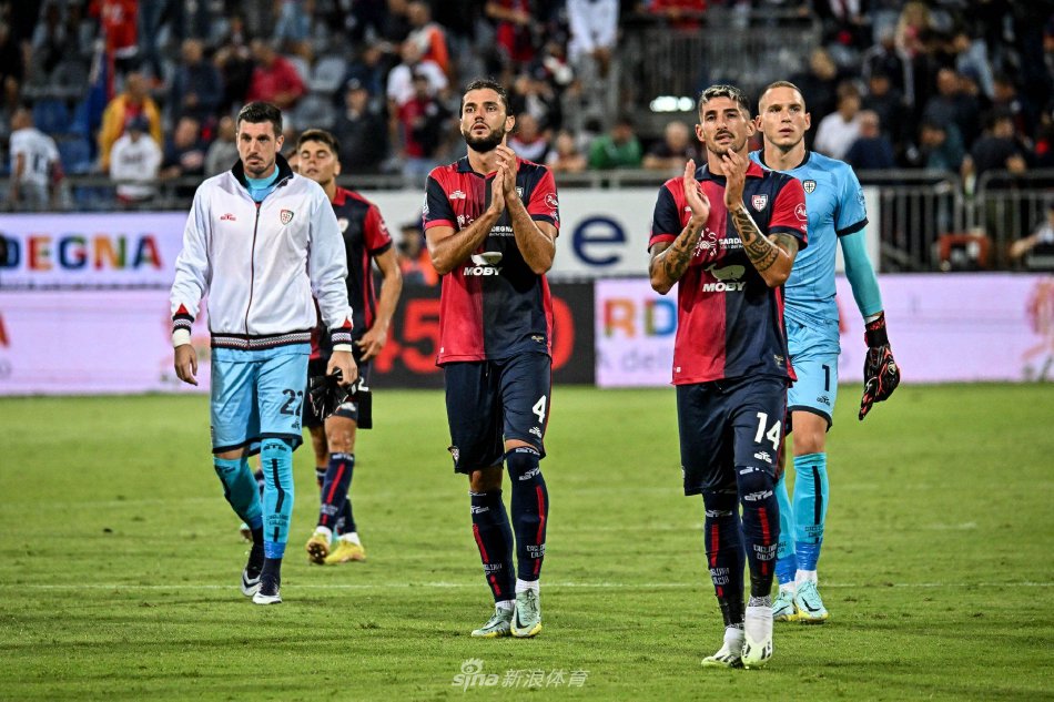 扮演着无可 扮演着无可